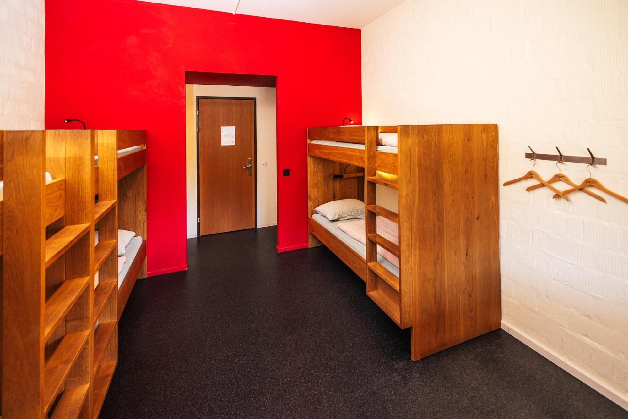 Baden Youth Hostel Bagian luar foto