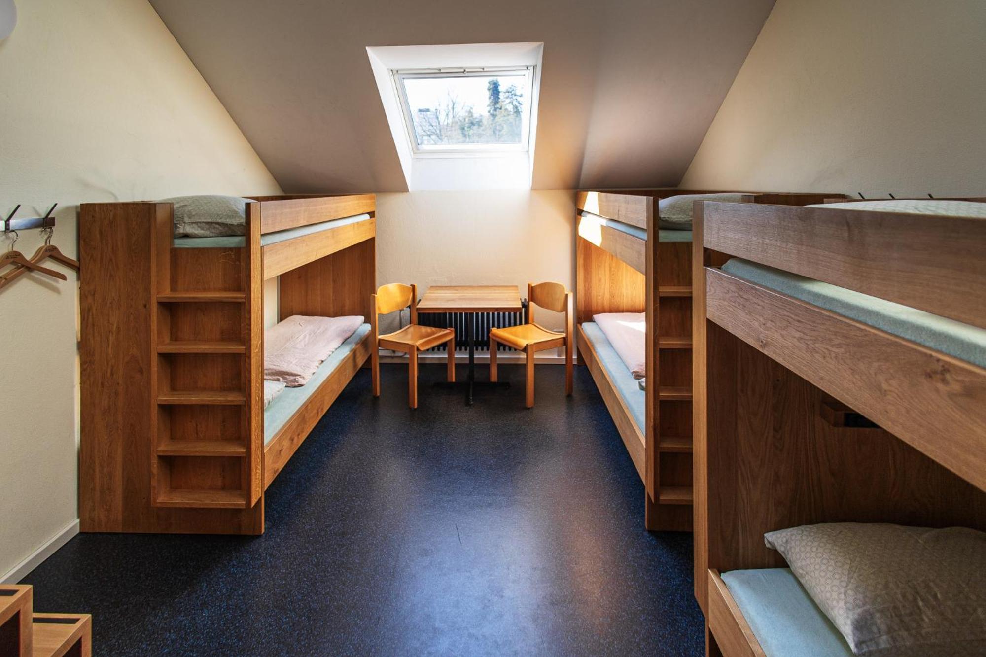 Baden Youth Hostel Bagian luar foto